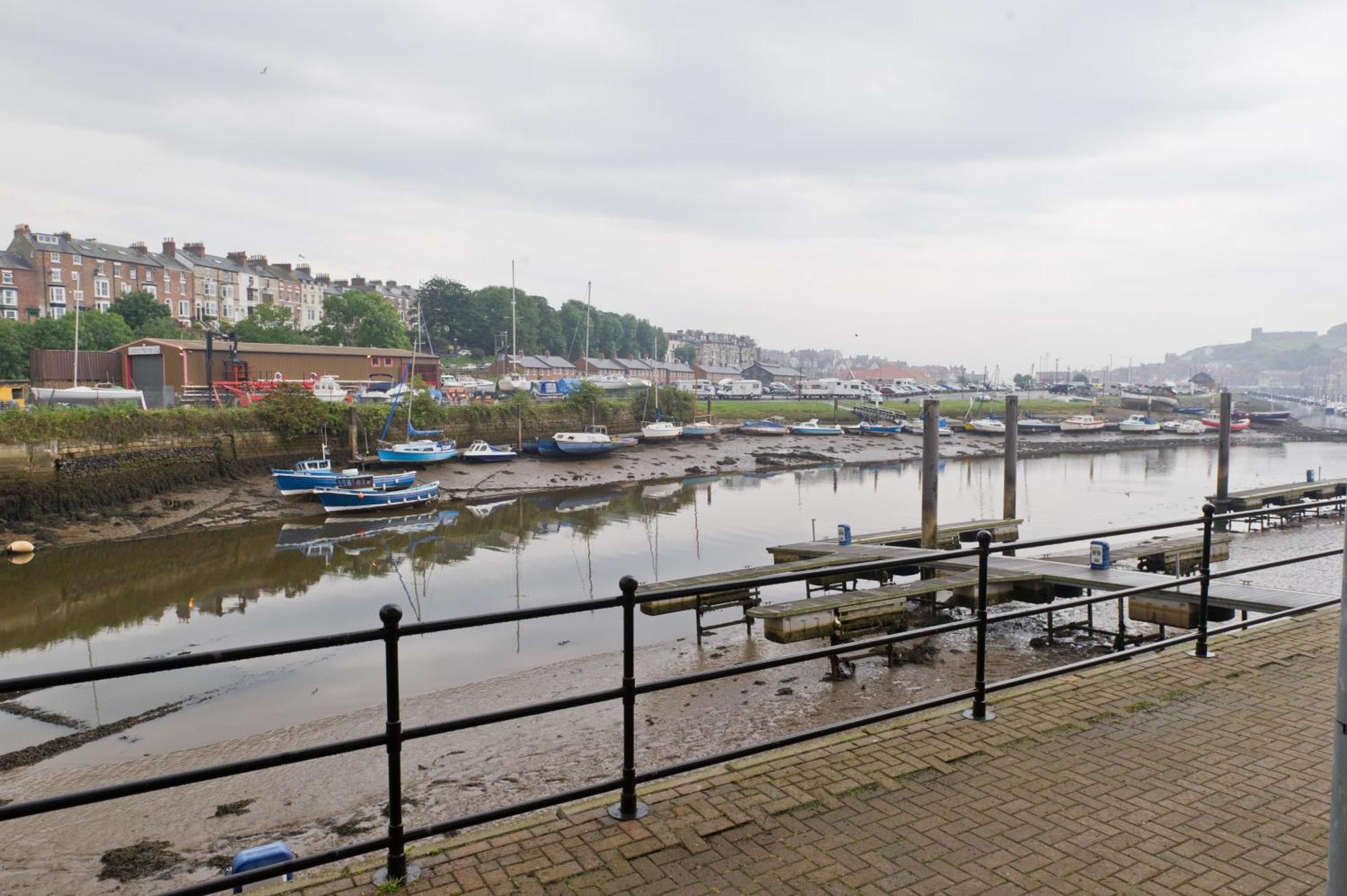 Watermark Apartments Whitby Phòng bức ảnh