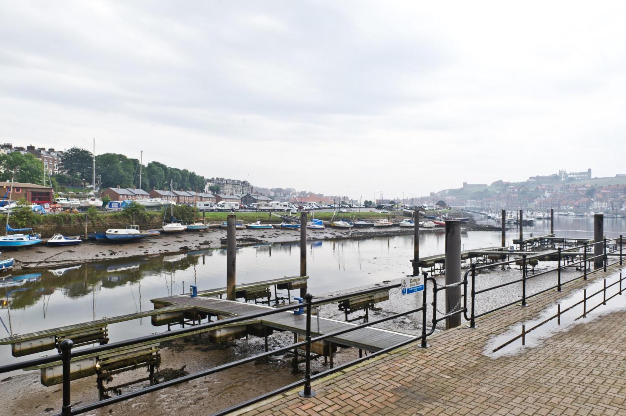 Watermark Apartments Whitby Phòng bức ảnh